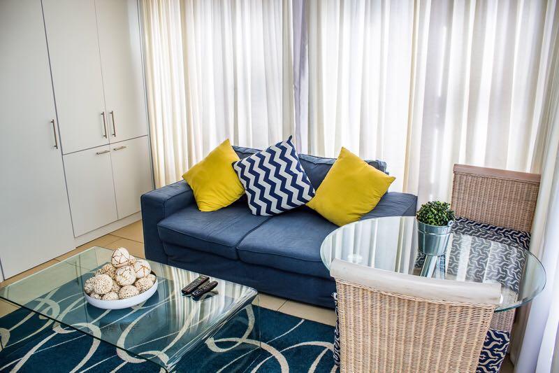 Family Room,630658944:JPEG
